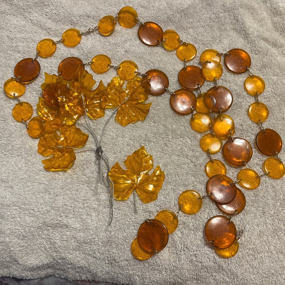 1950'S ORANGE Lucite SAUCER BEAD 3 STRAND NECKLACE MID CENTRUY 23 INCHES LONG